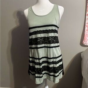 Light green and lace tunic size small